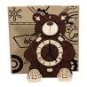 Vue puzzle 3D en bois L'Ourson Horloge devant son emballage - Mr Cassse-Tête
